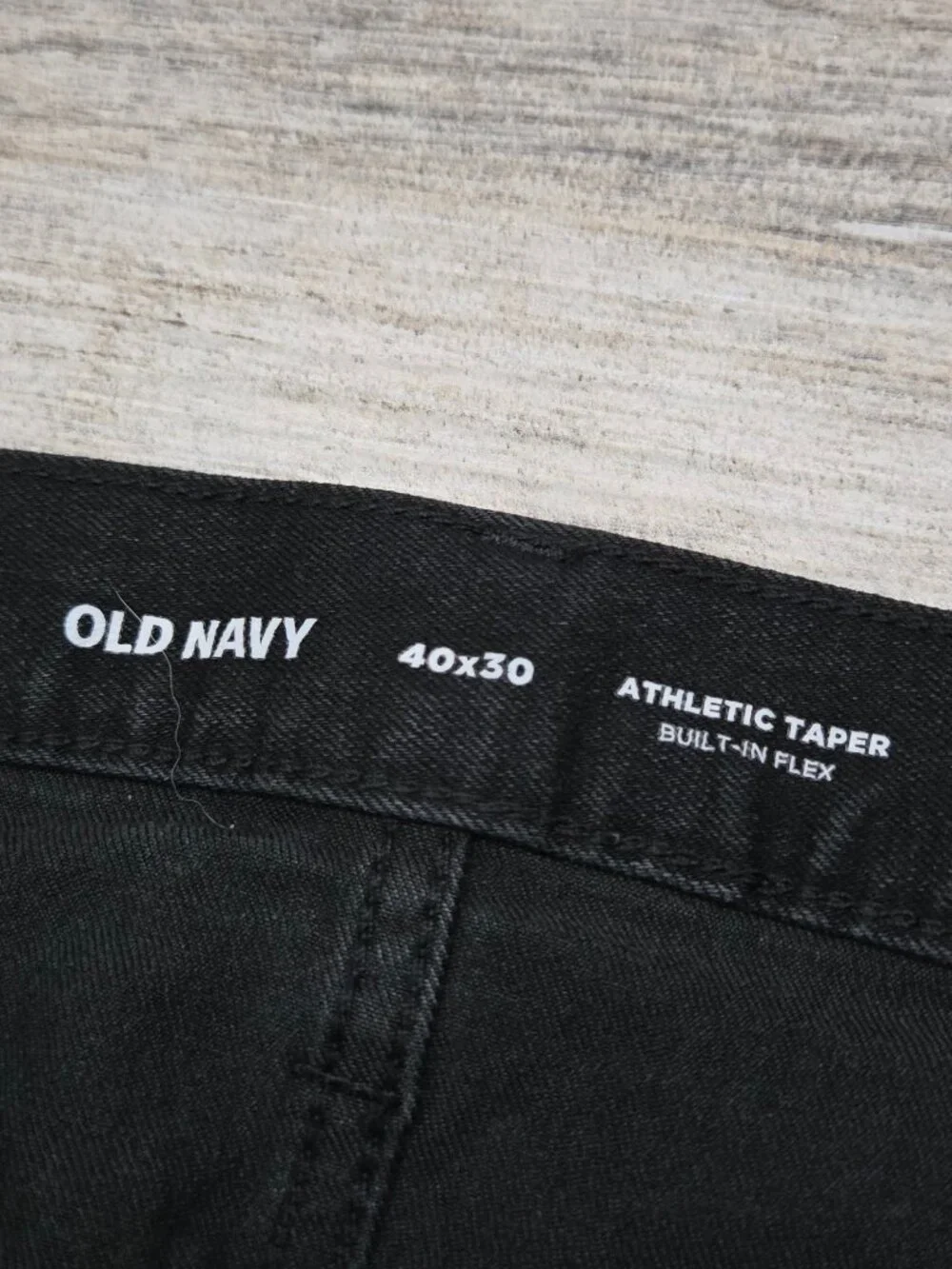 Old Navy Athletic Taper Jeans Mens Black Built In Flex Denim Everyday 40W 330L